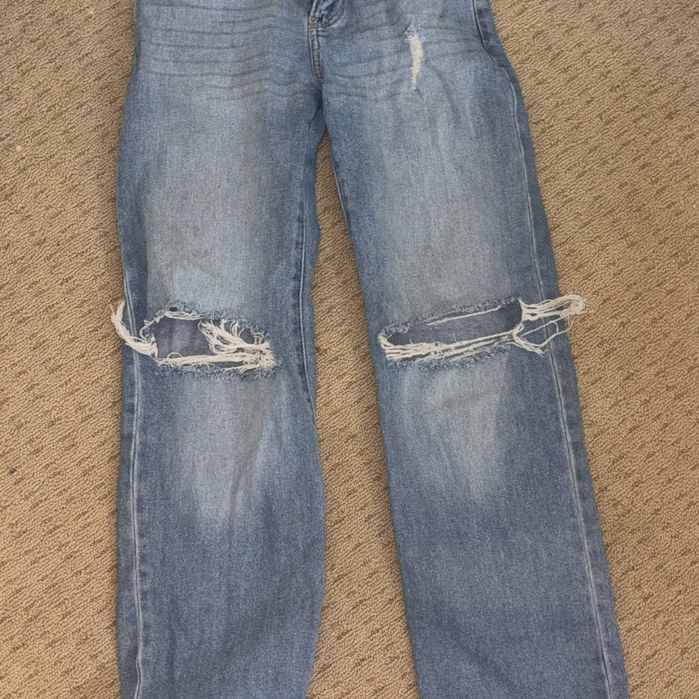 Hollister Low Rise Dad Jean great condition!!